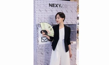 NEXY.CO代言人王珞丹空降重慶，打卡綠色星球限時快閃店